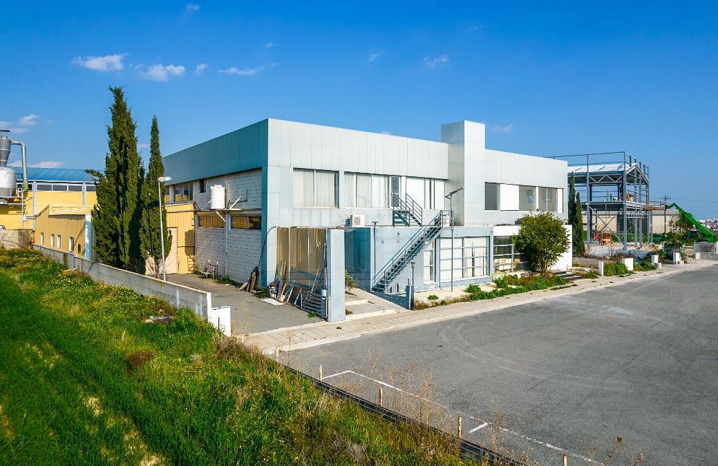 Shared Industrial Warehouse in Aradippou, Larnaca
