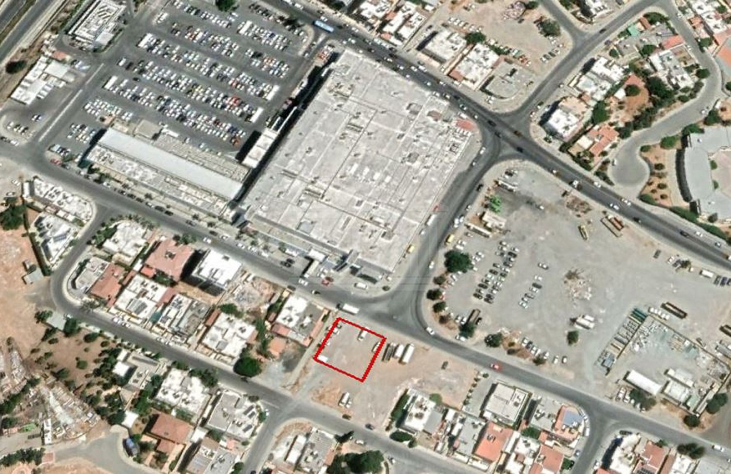 Commercial Plot in Kato Polemidia, Limassol