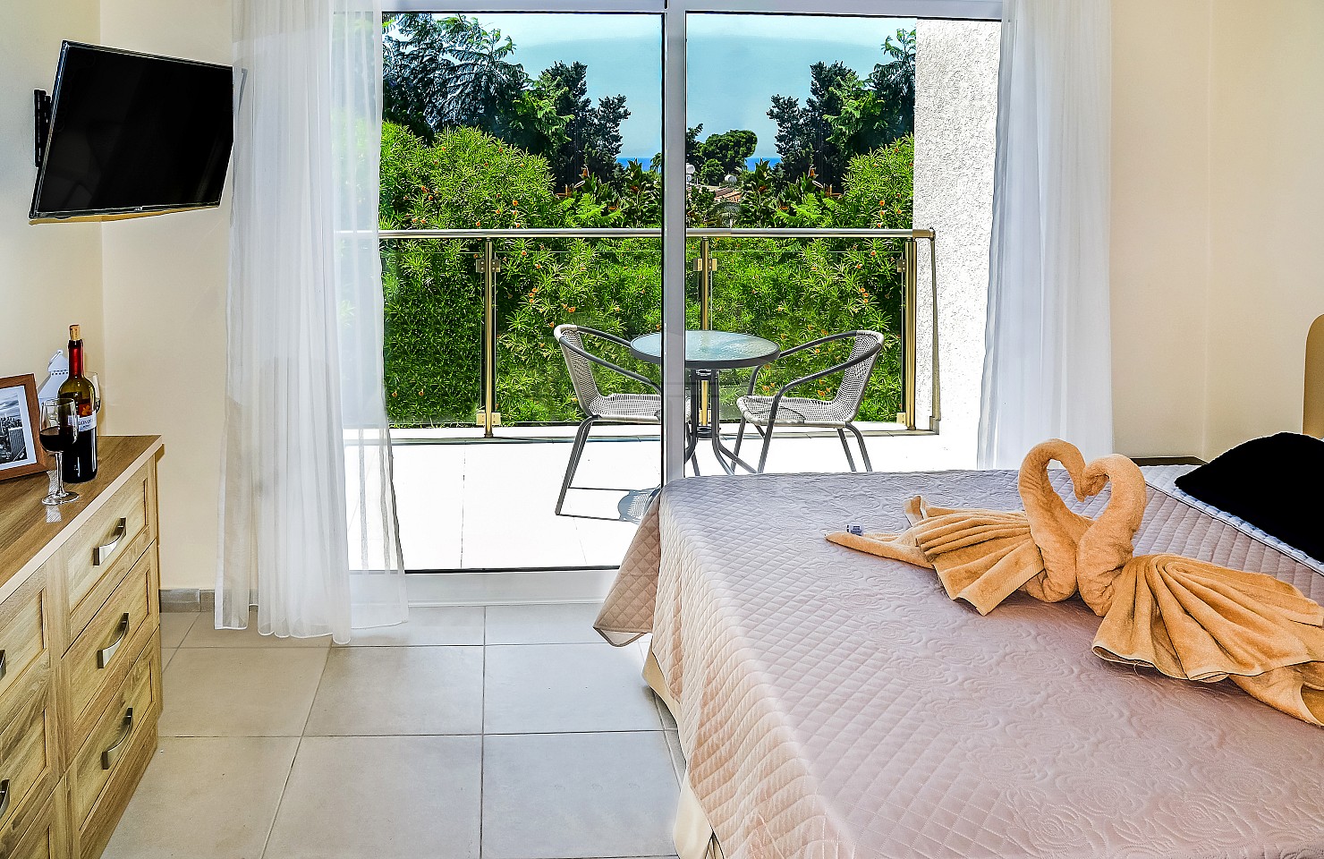 Two Bedroom Town House in Tombs of the Kings, Paphos