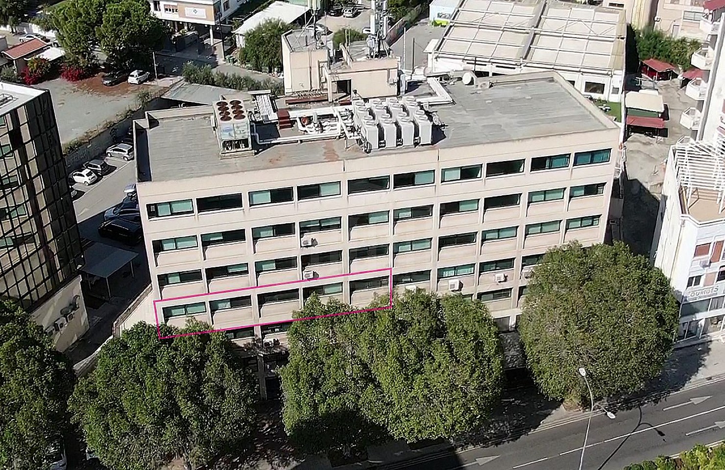 Office in Agioi Omologites, Nicosia