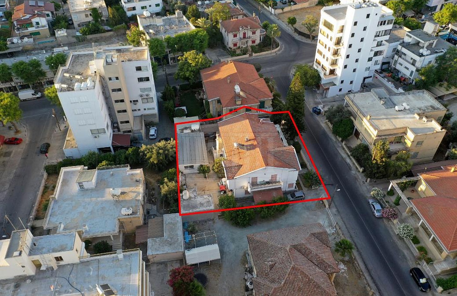 Building in a Commercial Plot in Agios Antonios, Nicosia