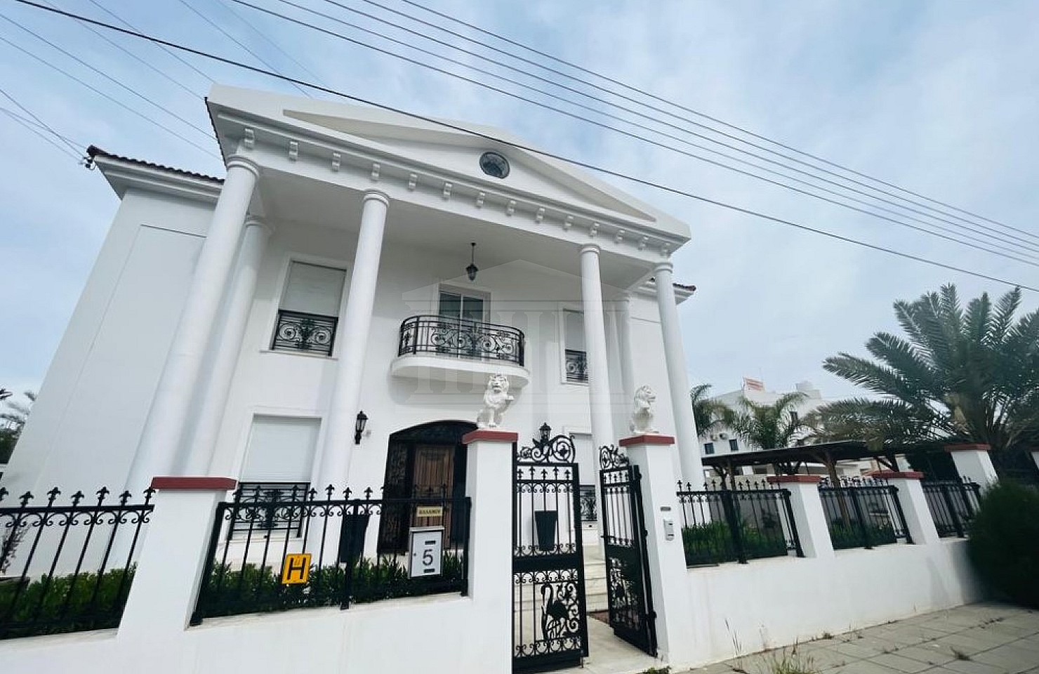 Luxury Three Bedroom House In Aradippou, Larnaca