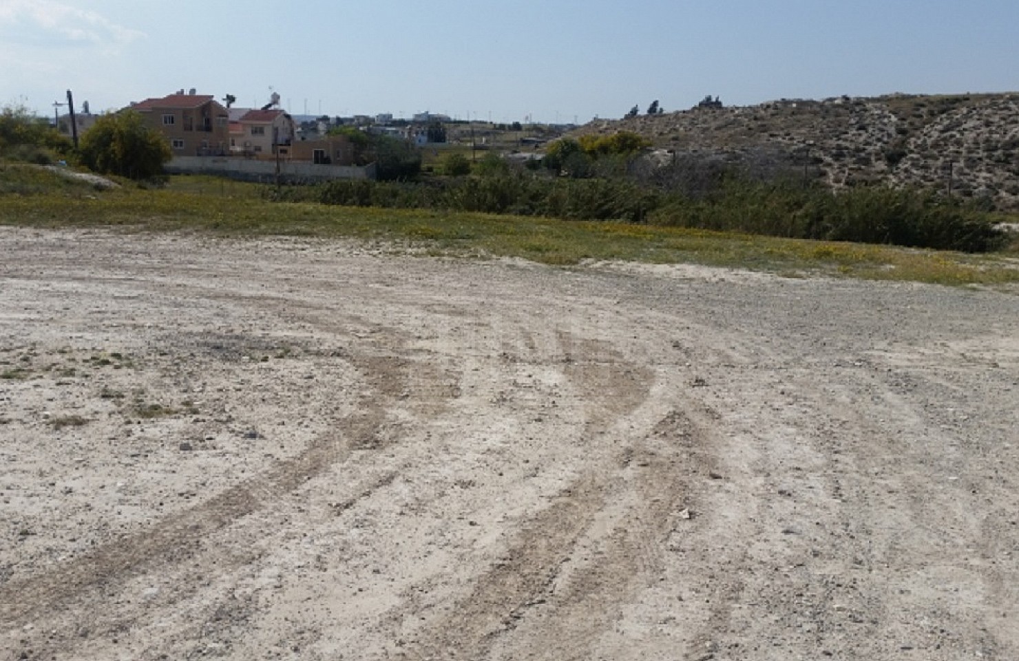 Field in Aradippou, Larnaka