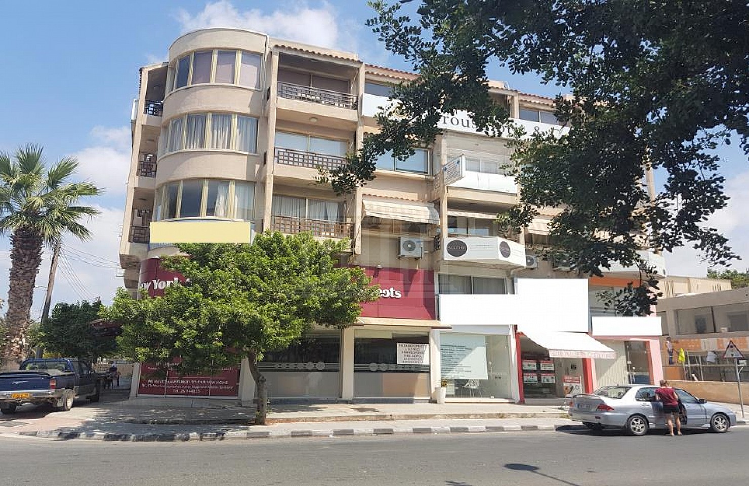 Two Offices and One Flat in Agios Theodoros, Paphos