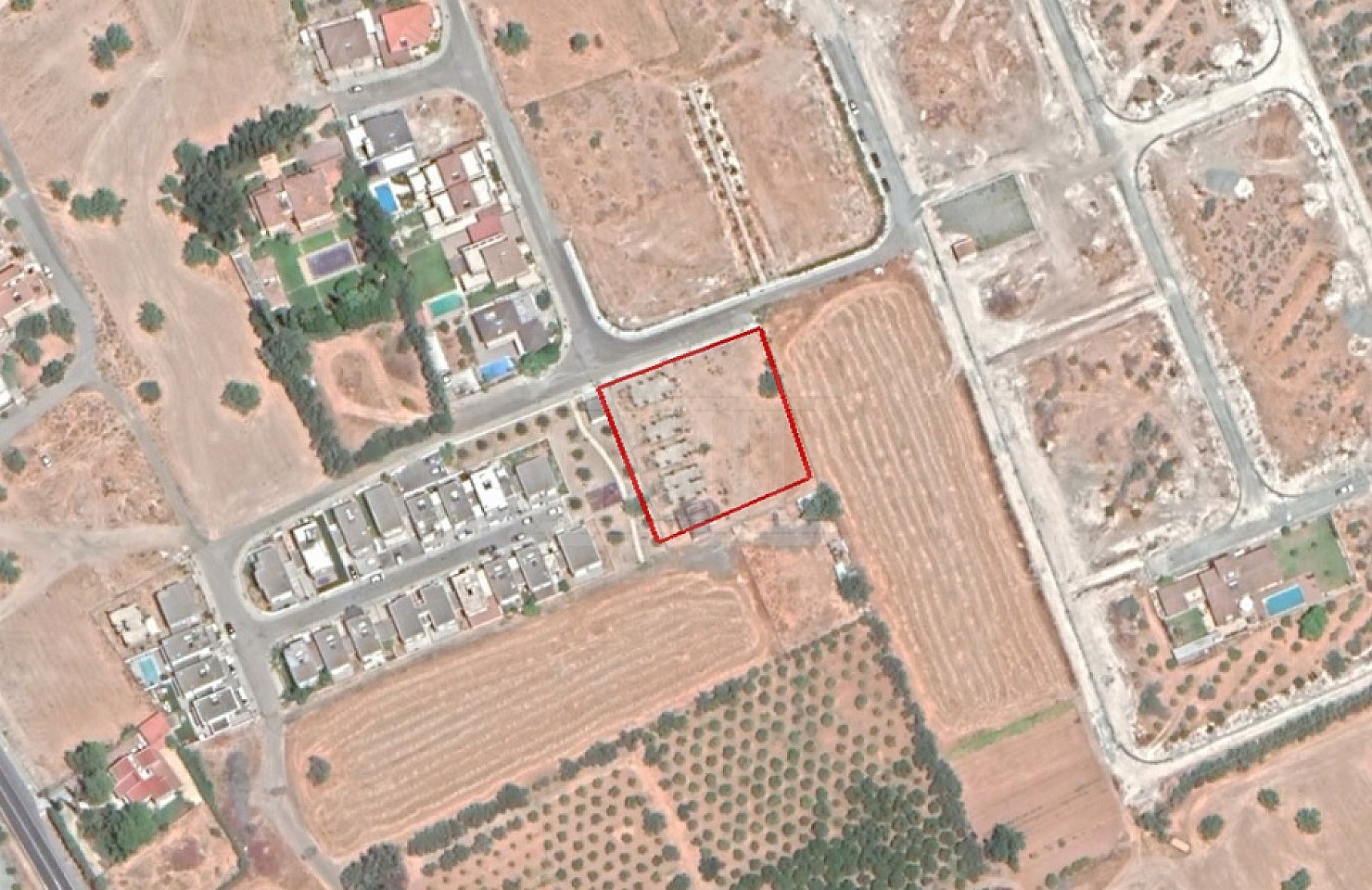 Incomplete Residential Complex in Ypsonas, Limassol