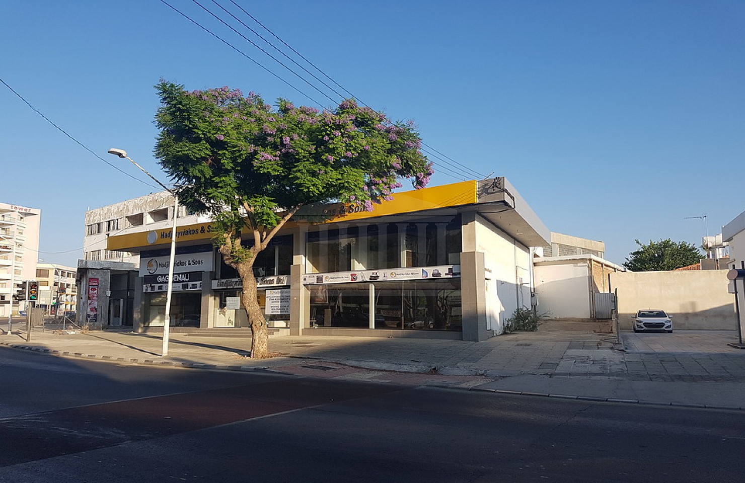 Commercial Building in Arch. Makariou III Avenue, in Limassol