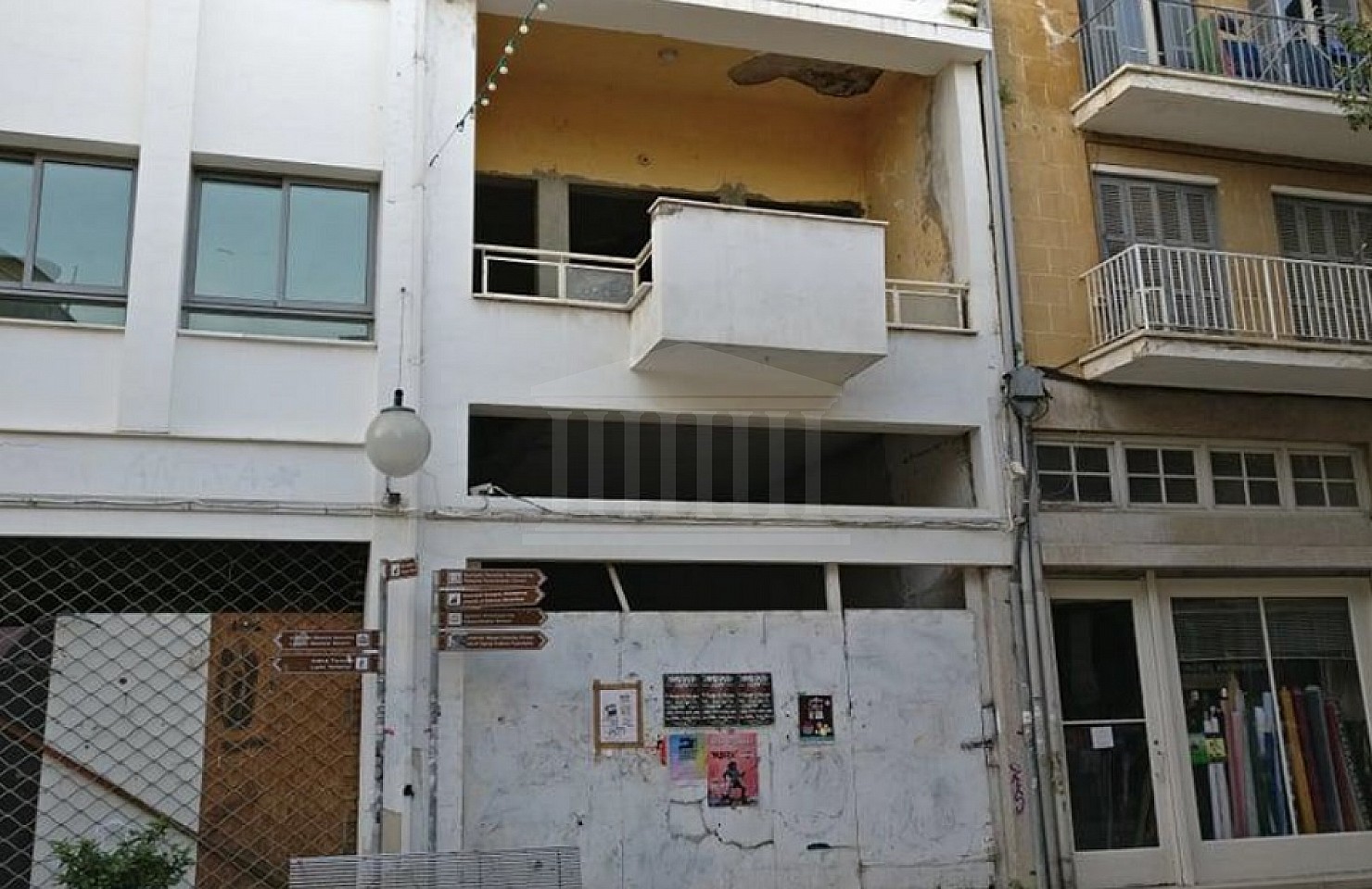 Incomplete Mixed-use Building in Onasagorou Street