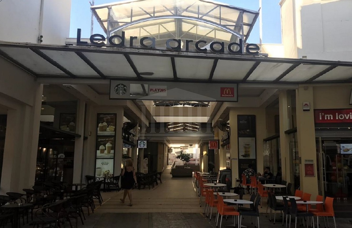 Commercial Center in Ledras Street