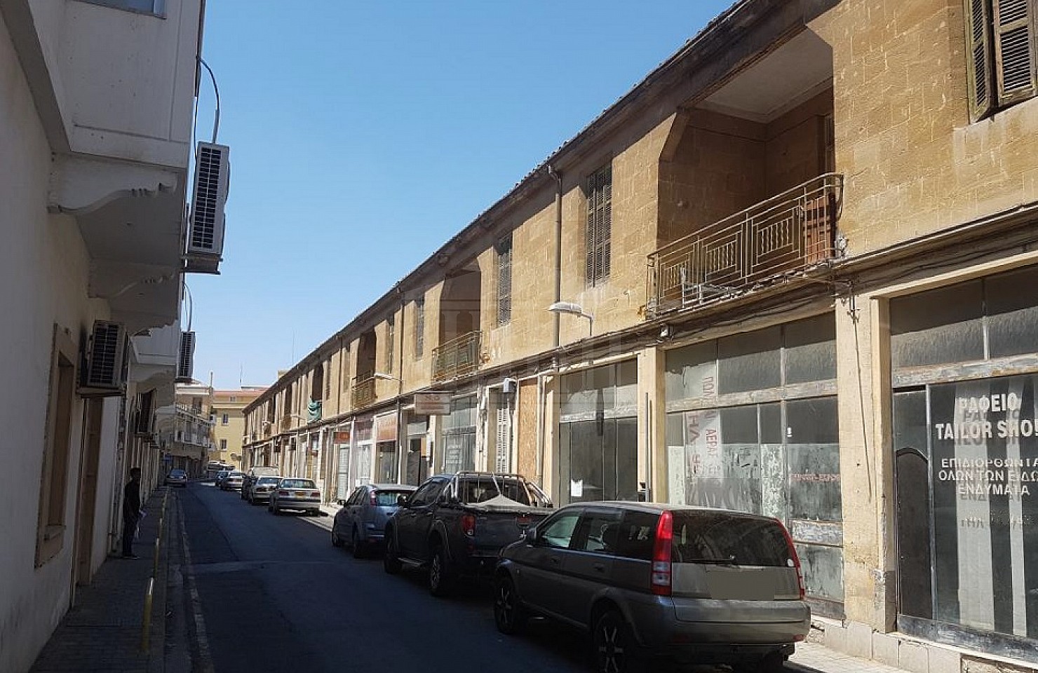 Mixed-use building in Agios Andreas, Nicosia