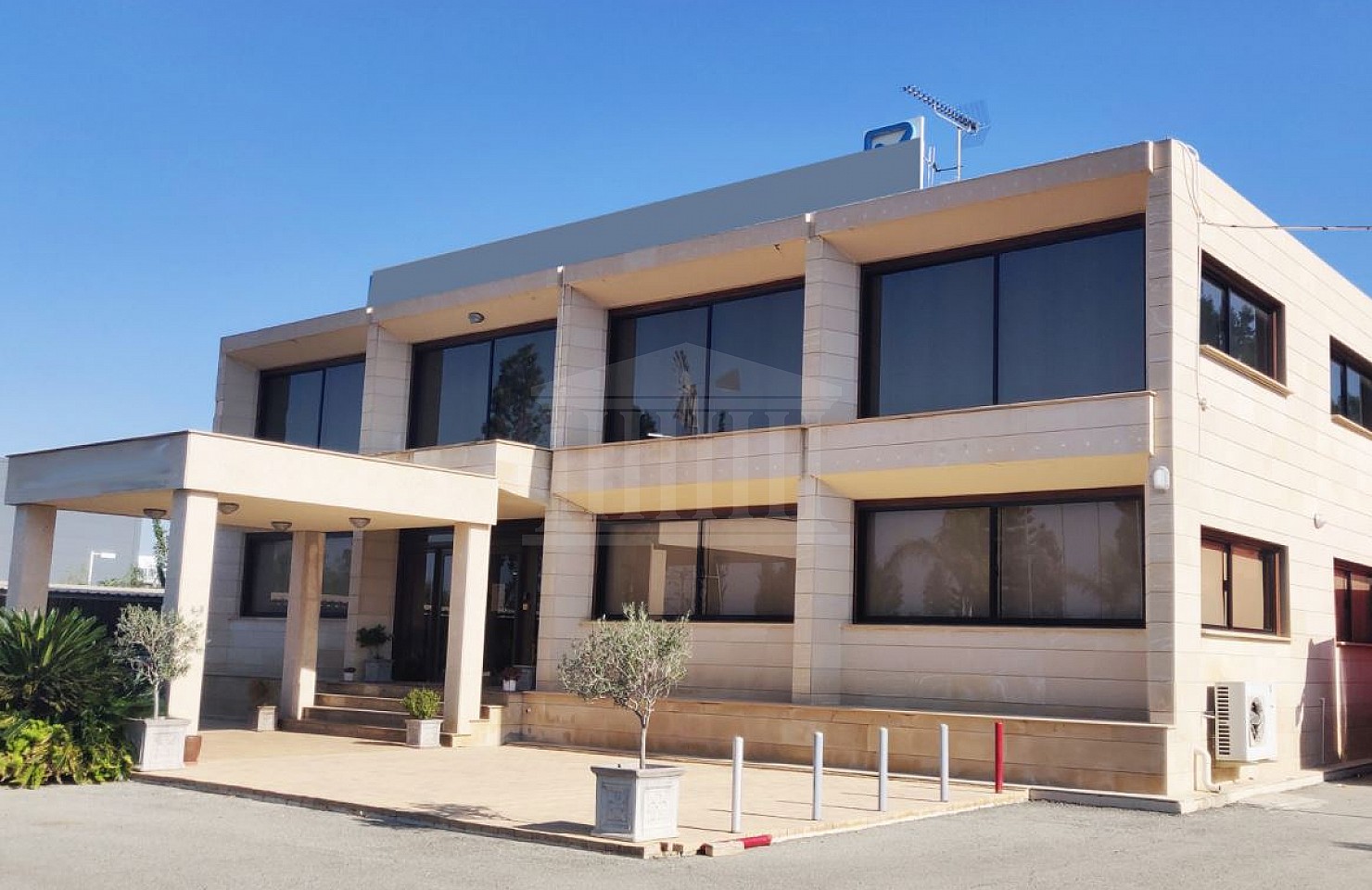 Warehouse in Latsia, Nicosia
