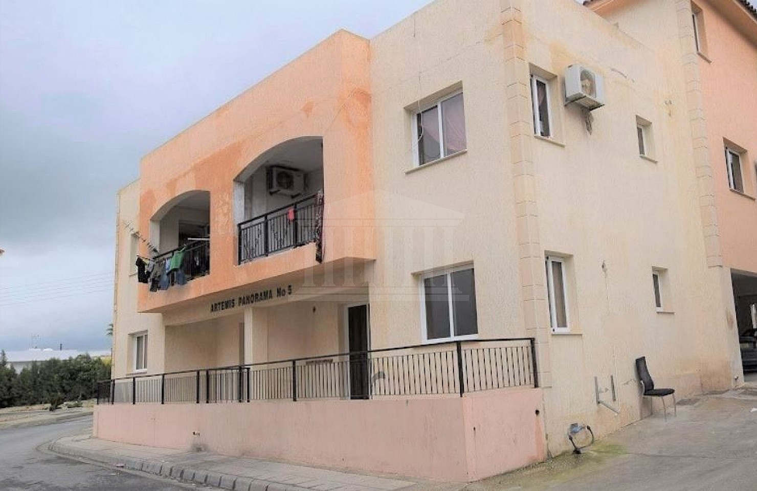 One-Bedroom Apartment in Tersefanou