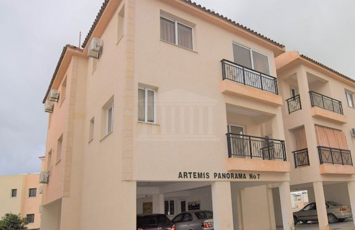 Three-Bedroom Apartment in Tersefanou