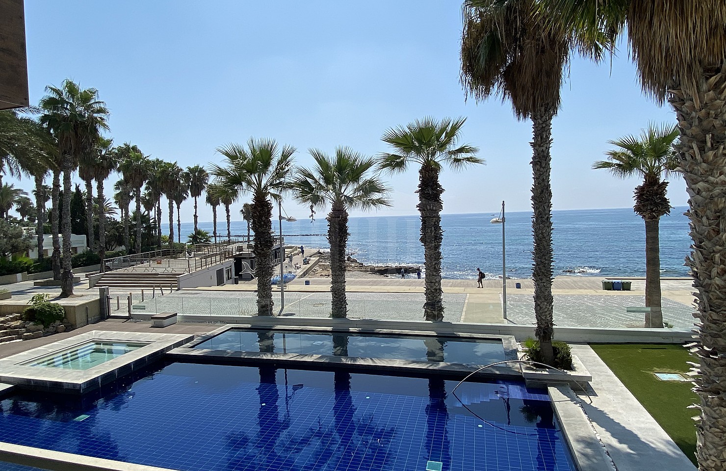Seaview Two-Bedroom Apartment in Kato Pafos