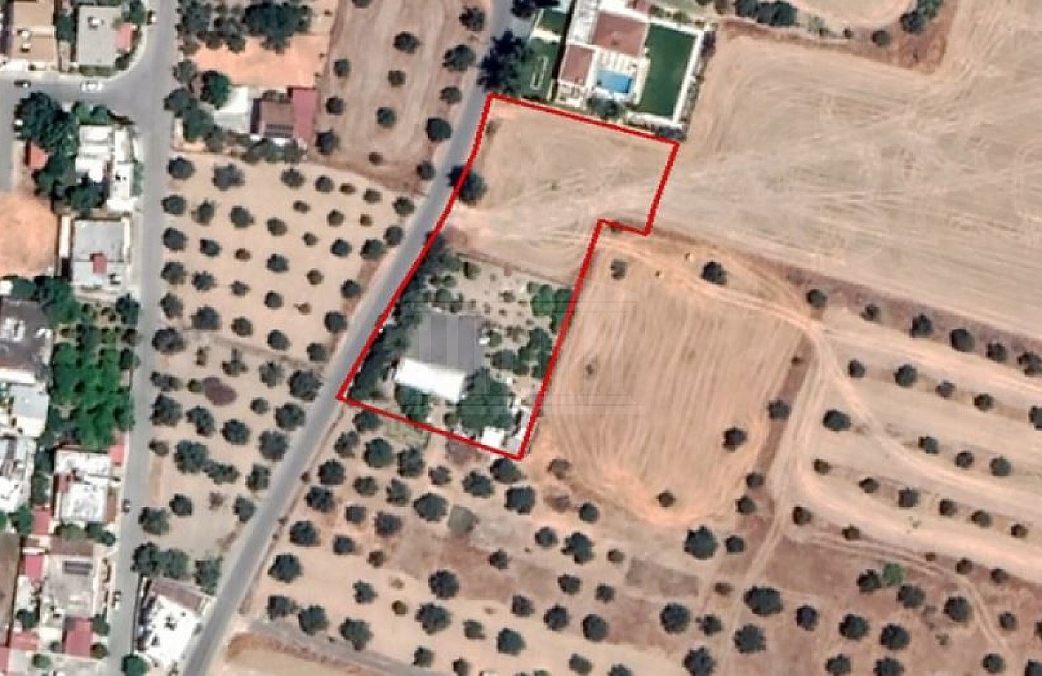 Share of Field in Dali, Nicosia
