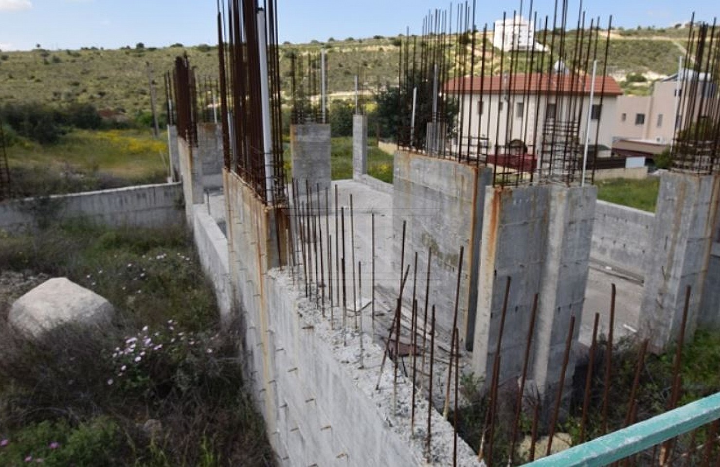 Incomplete Residential Development in Agia Fylaxis, Limassol
