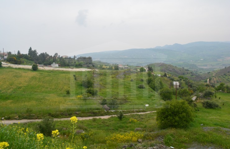 Residential field in Choletria, Paphos