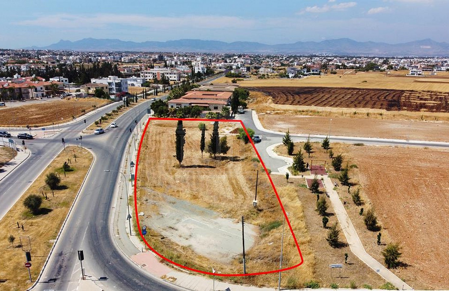 Share of Commercial Field in Lakatamia, Nicosia