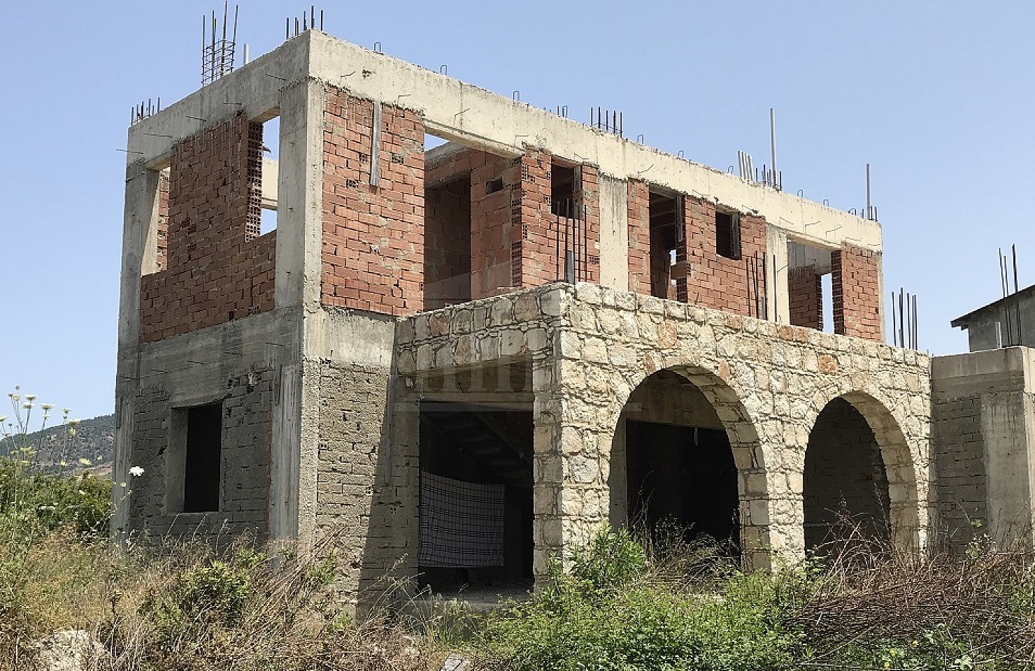 Incomplete Residential Development in Agia Marina Chrysochous