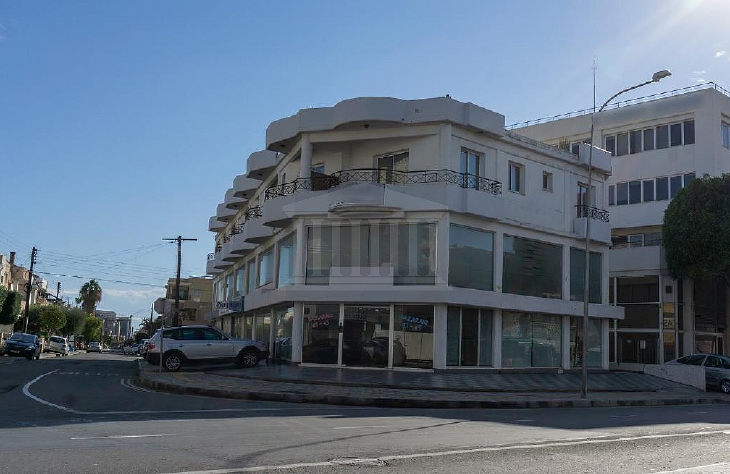 Mixed-use building in Omonoia, Limassol