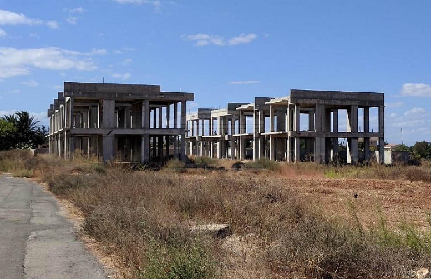 Incomplete Residential Development in Kokkinotrimithia, Nicosia