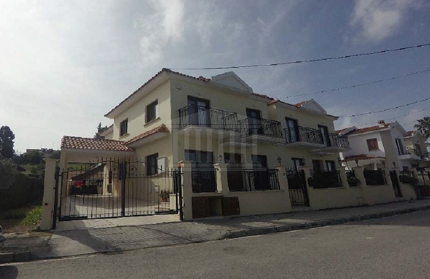 Three-Bedroom House in Egkomi, Nicosia
